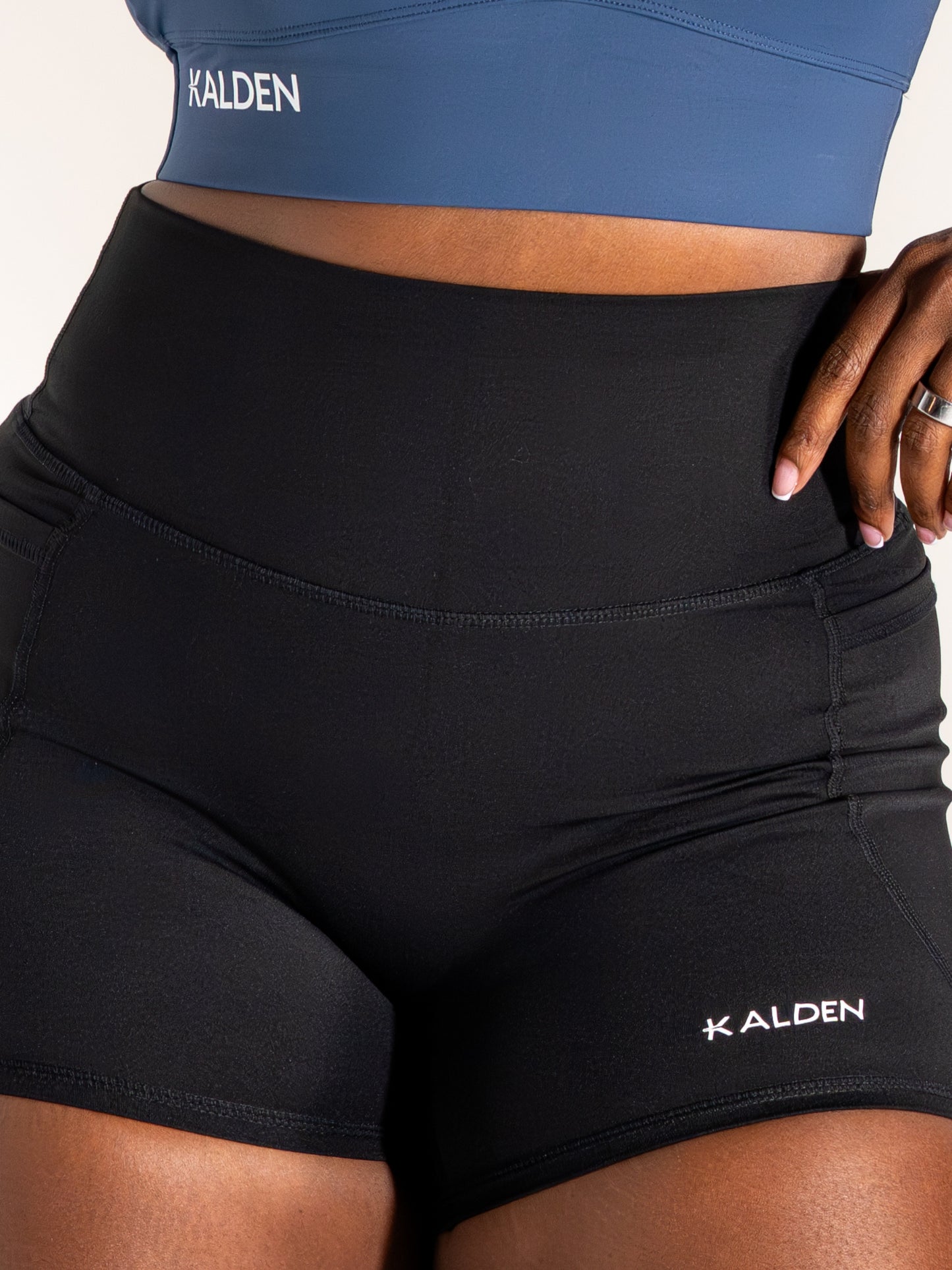 Women's Motion High Waist 3" - Black